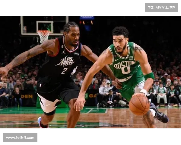 NBA板凳深度解析：如何通过替补席力量提升球队竞争力